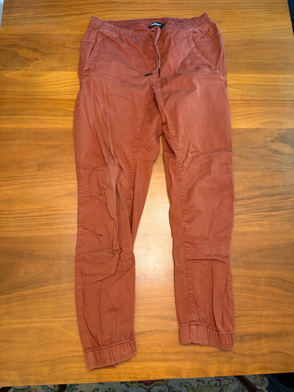 Black Diamond Men's Cargo Pants in Rust